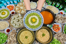 안민옥샤브칼국수 마산가포점