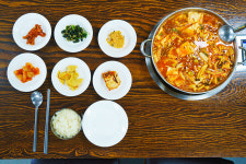 묘봉두부마을