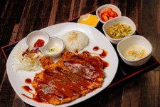 2005진돈가스