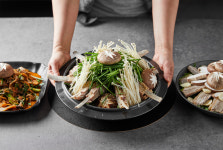 흑염소요리 싸리골 본점