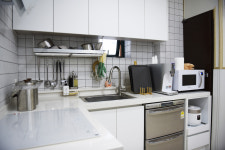 어바웃스테이 신사점