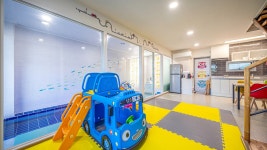 하렌키즈풀빌라