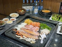 제주오겹살왕돌구이집 본점