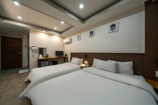 호텔야자 제천역점