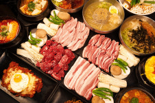 배불뚝이네솥단지삼겹살