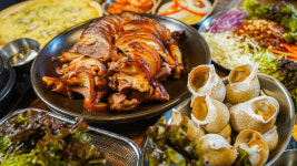 족발신선생 명일역점