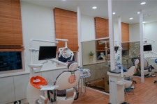 연세윤앤민치과의원