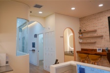 연세윤앤민치과의원