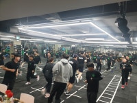 좀비복싱GYM