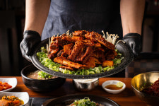 초정육전밀면갈비탕전문점