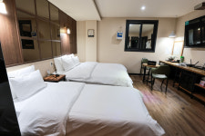 호텔꿀밤스테이