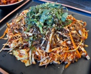 돈토지왕족발 중리점