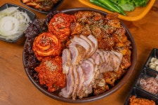 애항아리보쌈족발송천점