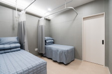 큰나무이비인후과의원