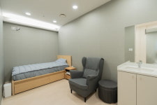 큰나무이비인후과의원