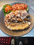돈이왕족발보쌈
