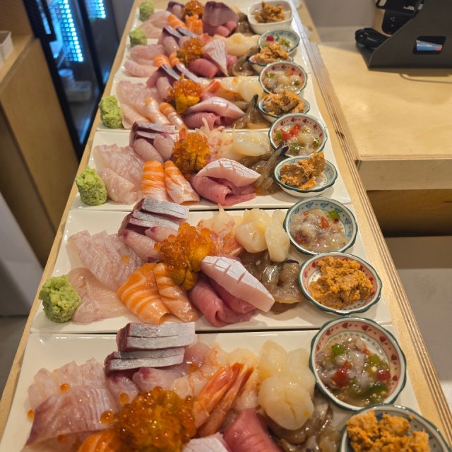 초밥선수 초밥,롤 대표 사진