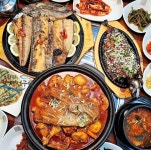탐탐