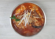 하늘꼬기냉면