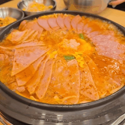 엉클부대찌개 갈마점