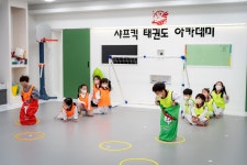 샤프킥 태권도 아카데미