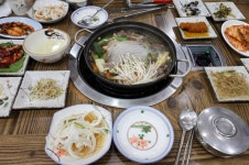 큰고개식당 아산본점