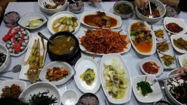 궁꼬막한정식