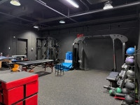 스텝업 베이스볼 앤 짐