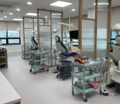 코스모스치과의원