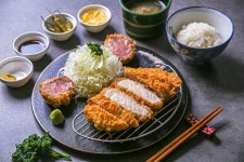 카츠이로하