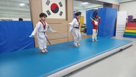 퍼스트천무태권도장