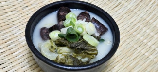 강산애뜰밀양돼지국밥 배방점