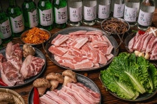청춘 냉삼겹 앤 아구