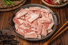 청춘 냉삼겹 앤 아구