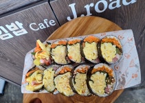 김밥 cafe j.road