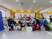 튼튼아이태권도