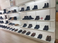 랜드로바 진주점