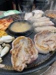 꽃돼지삼겹살 천안본점