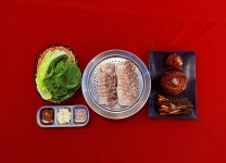 어지니 보쌈&막국수