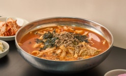 오미막국수