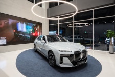 바바리안모터스 BMW 인천전시장
