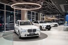 바바리안모터스 BMW 인천전시장