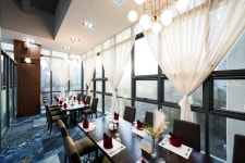 딜라이트 뷔페&스테이크