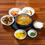 논두렁추어칼국수