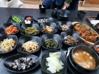 산들애우렁쌈밥