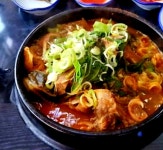 황소고집 왕갈비탕.토종순대국.냉면