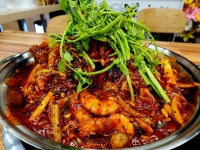 명가호돌이감자탕 청주복대점