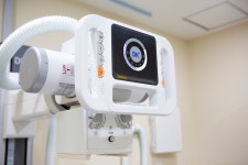 논현신사정형외과의원