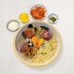 용궁해물칼국수 기장 오시리아점