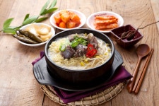 큰맘할매순대국 녹번역점
